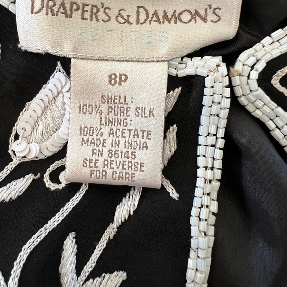 Draper’s and Damon’s Vintage Black Jacket Top  White Floral Embroidery Petite 8 - Picture 4 of 7